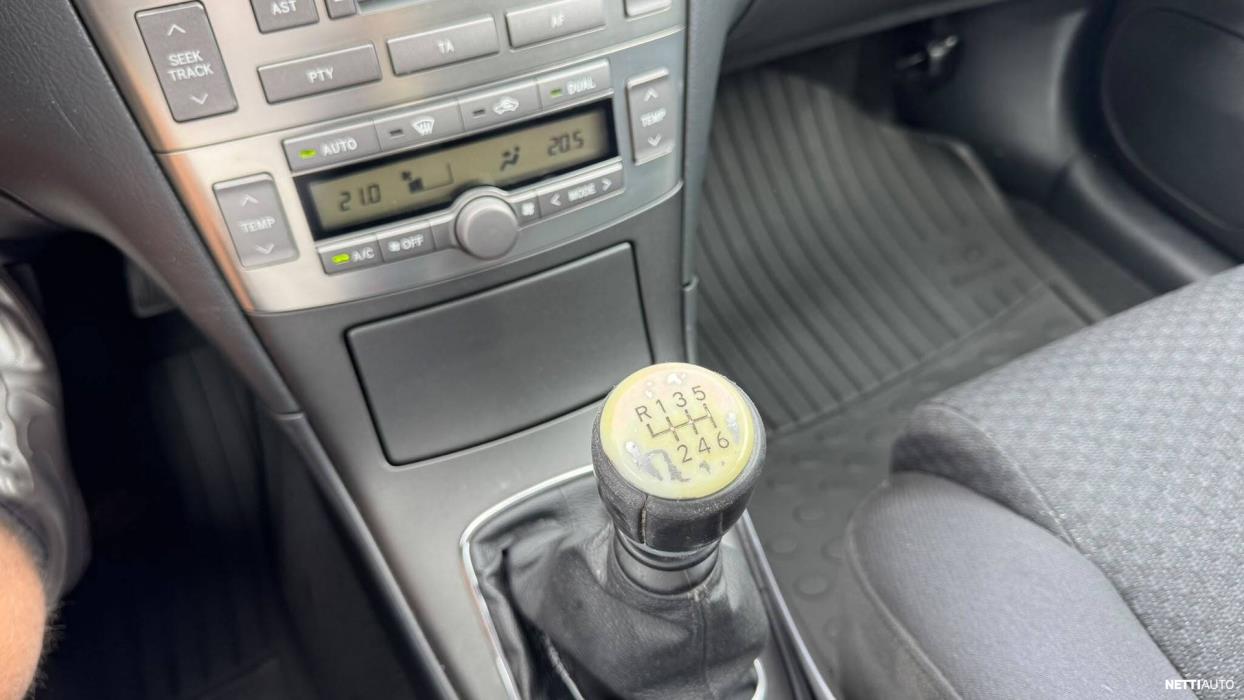 Toyota Avensis 2006