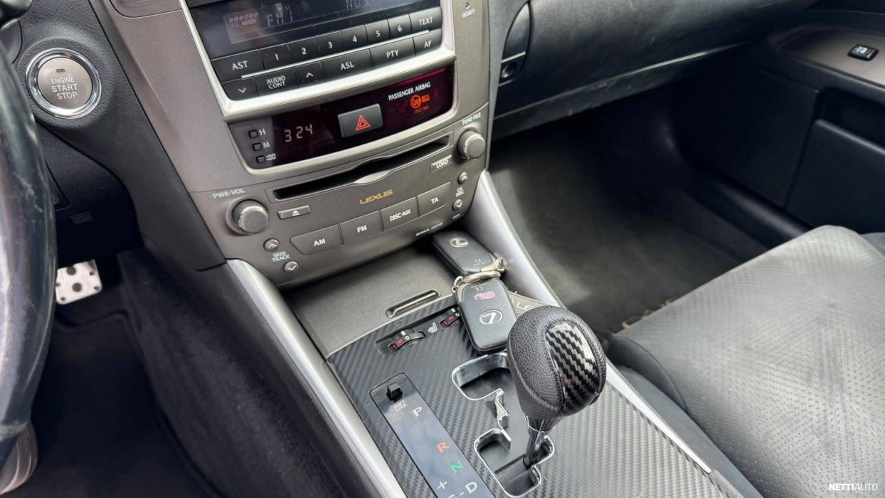Lexus IS 2006