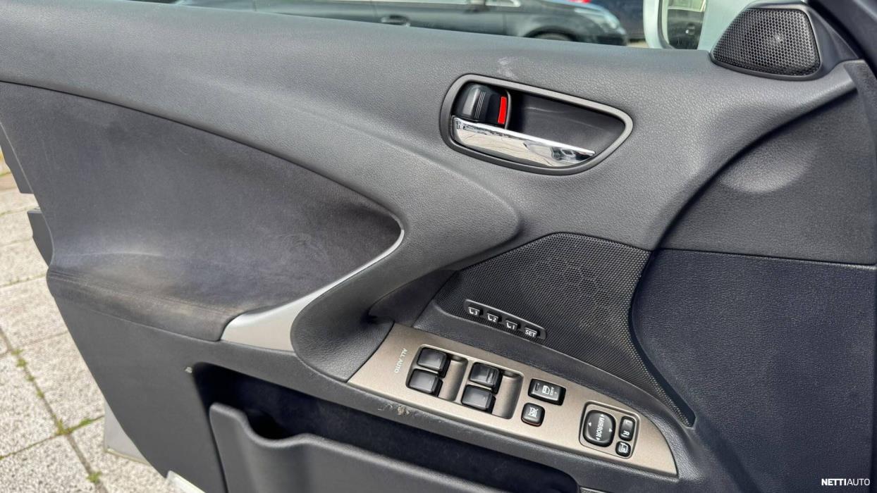 Lexus IS 2006
