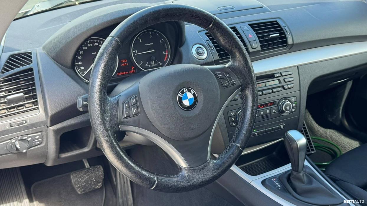 BMW 120 2009