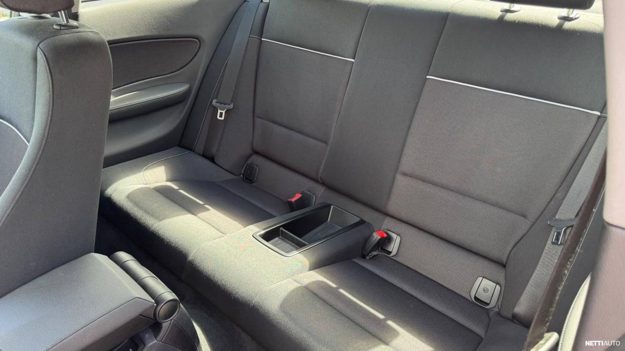 BMW 120 2009