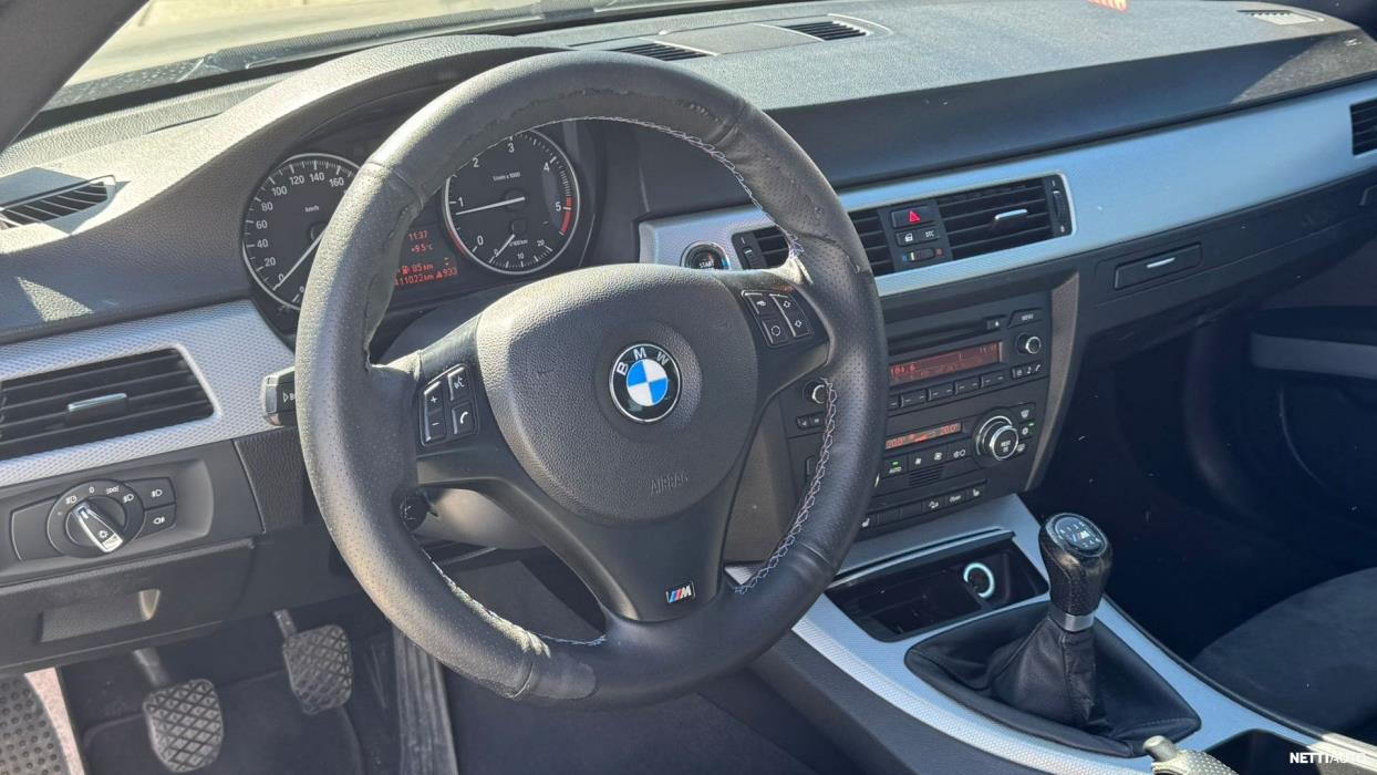 BMW 320 2009