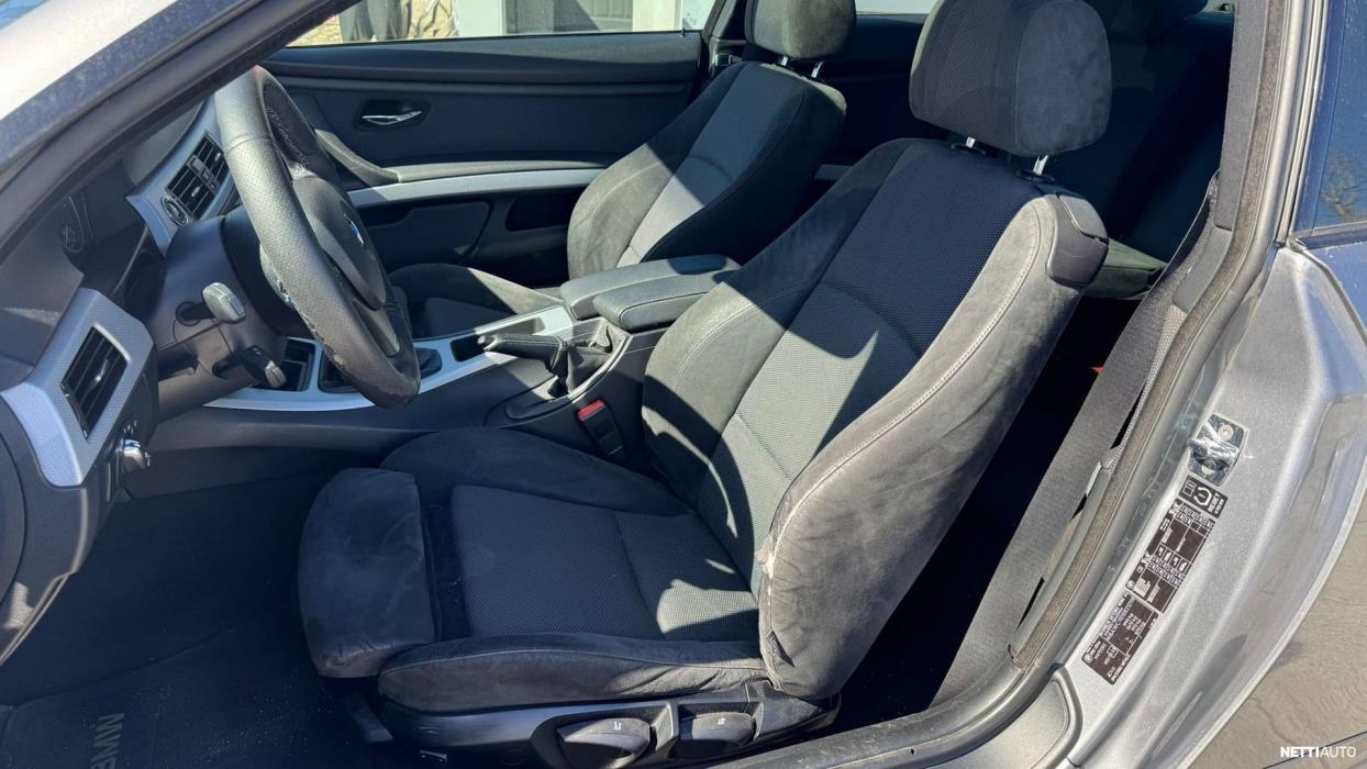 BMW 320 2009