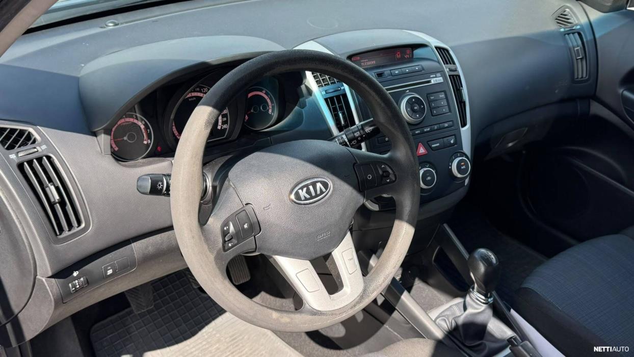 Kia Ceed 2010