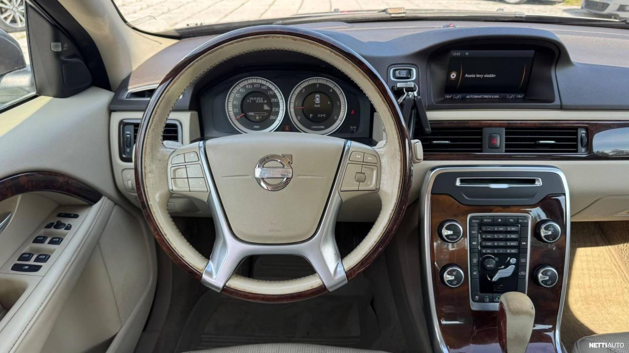 Volvo S80 2012