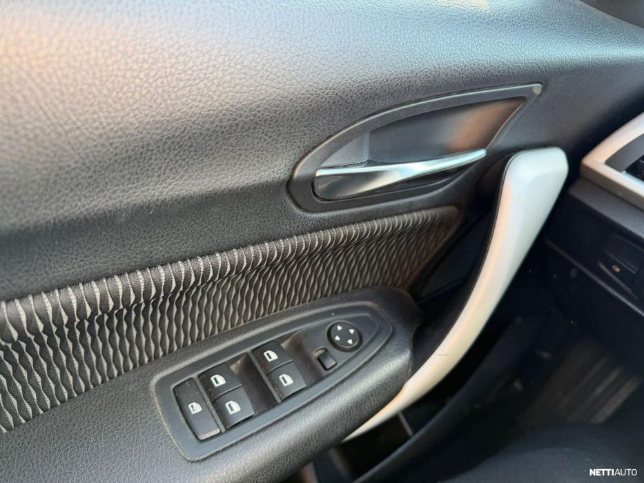 BMW 118 2012
