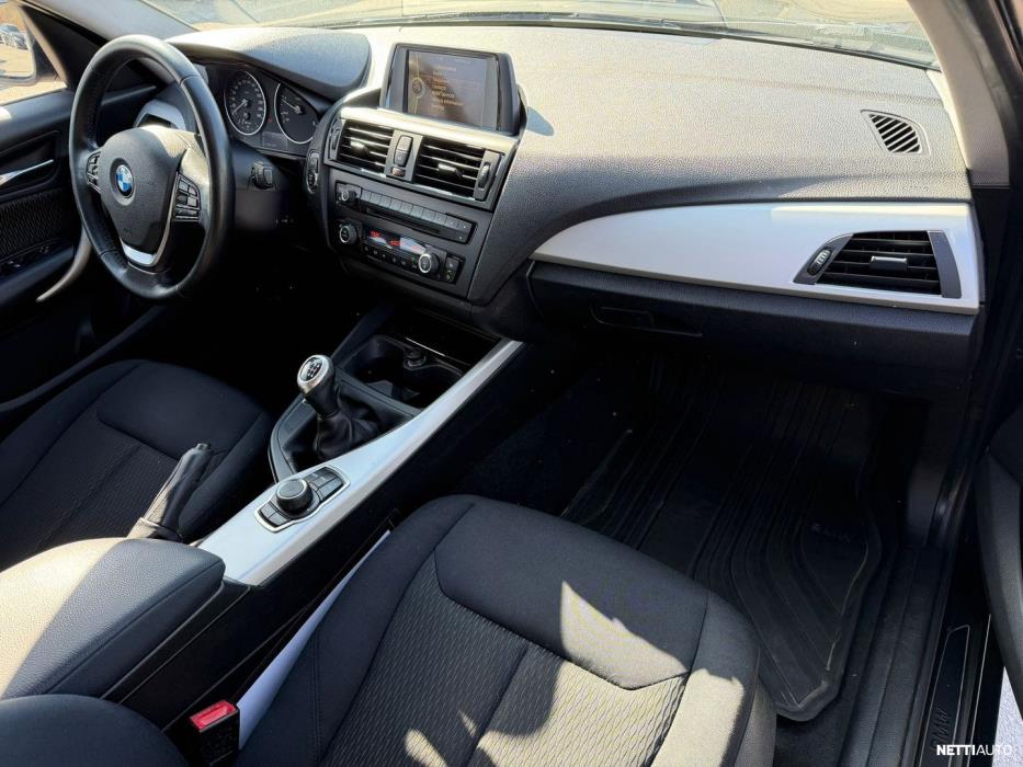 BMW 118 2012