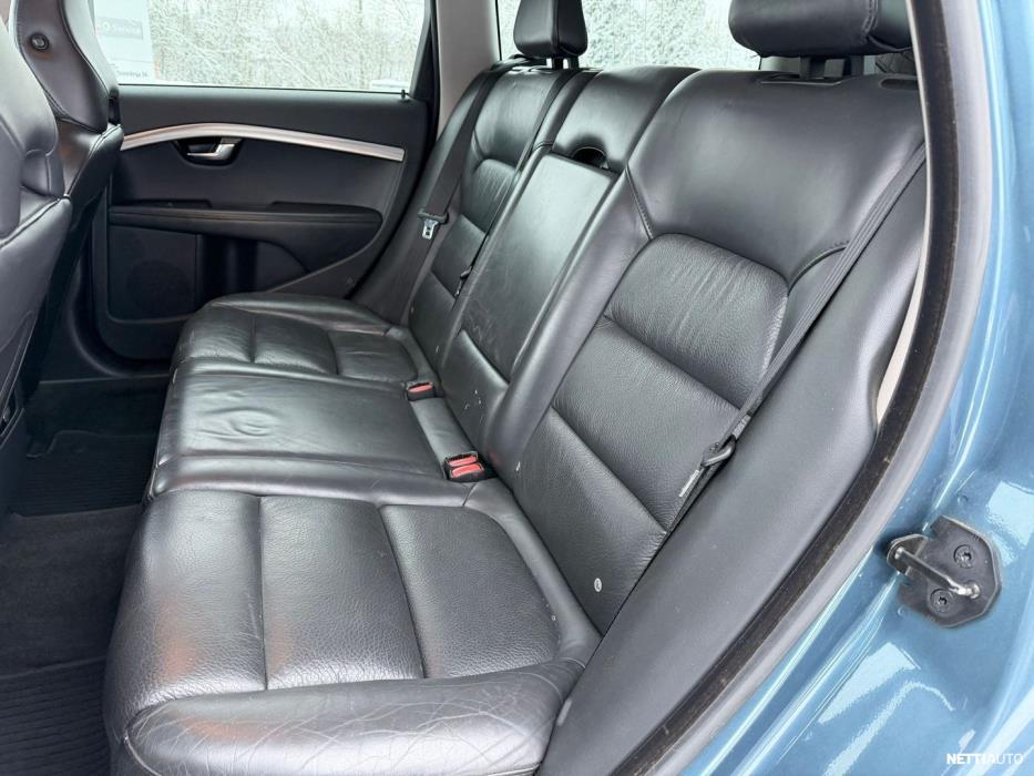 Volvo V70 2013