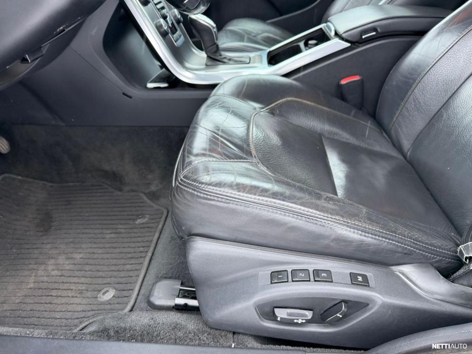 Volvo V70 2013