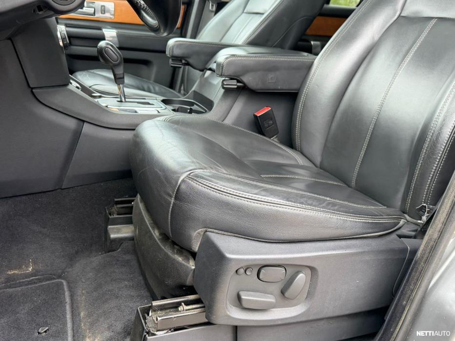 Land Rover Discovery 2010