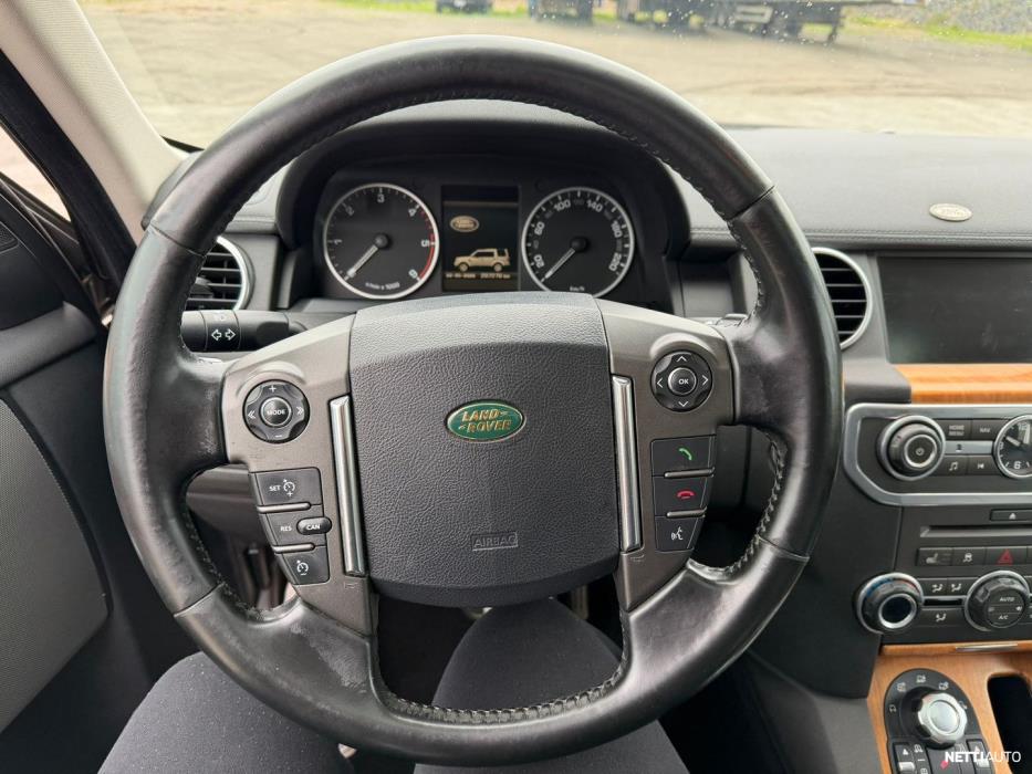 Land Rover Discovery 2010
