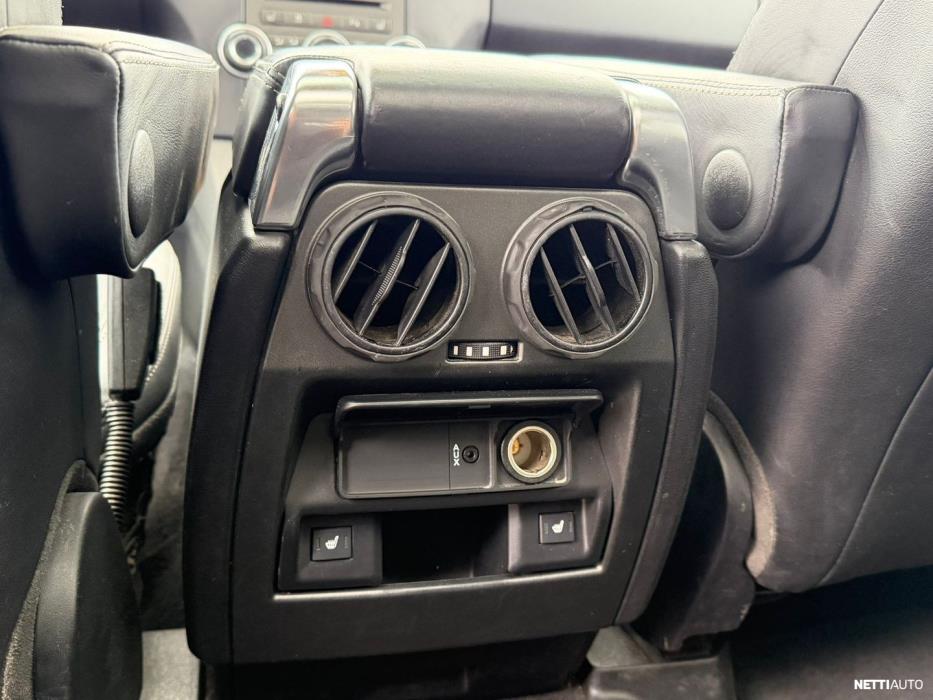 Land Rover Discovery 2010
