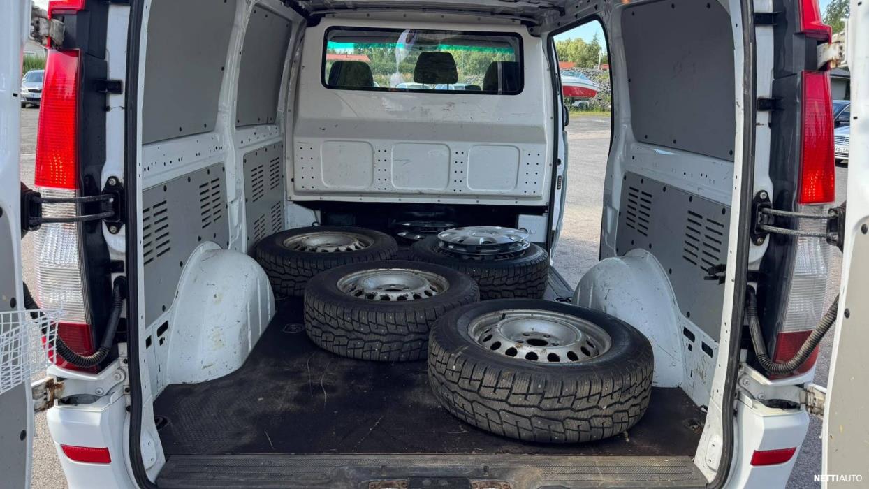 Mercedes-Benz Vito 2011