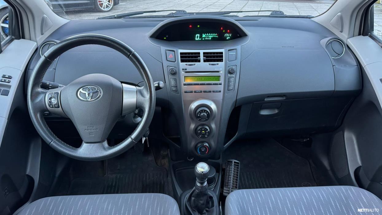 Toyota Yaris 2009