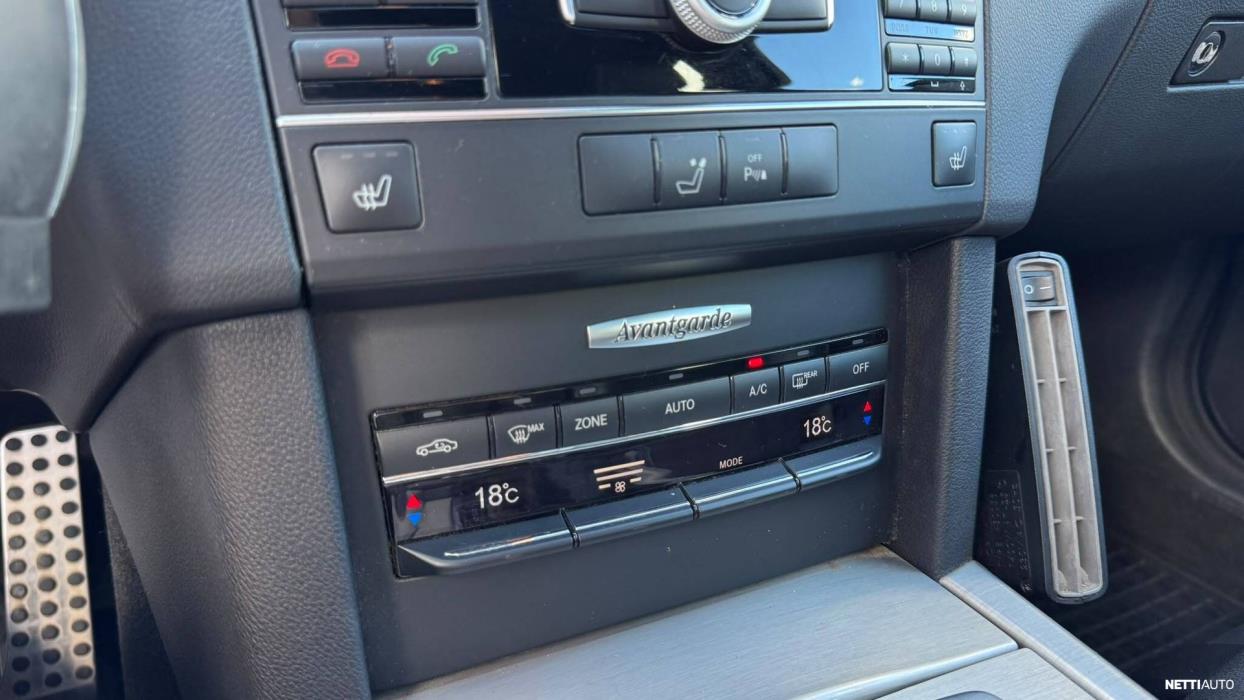 Mercedes-Benz E 2011