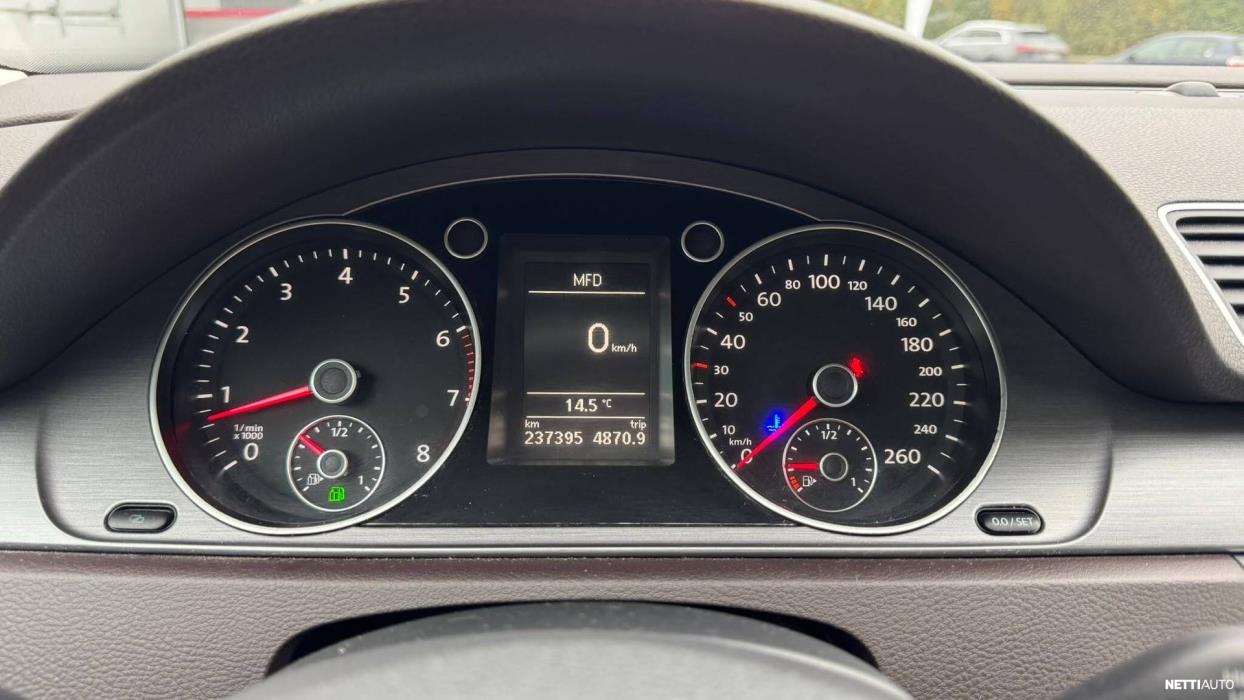 Volkswagen Passat 2012