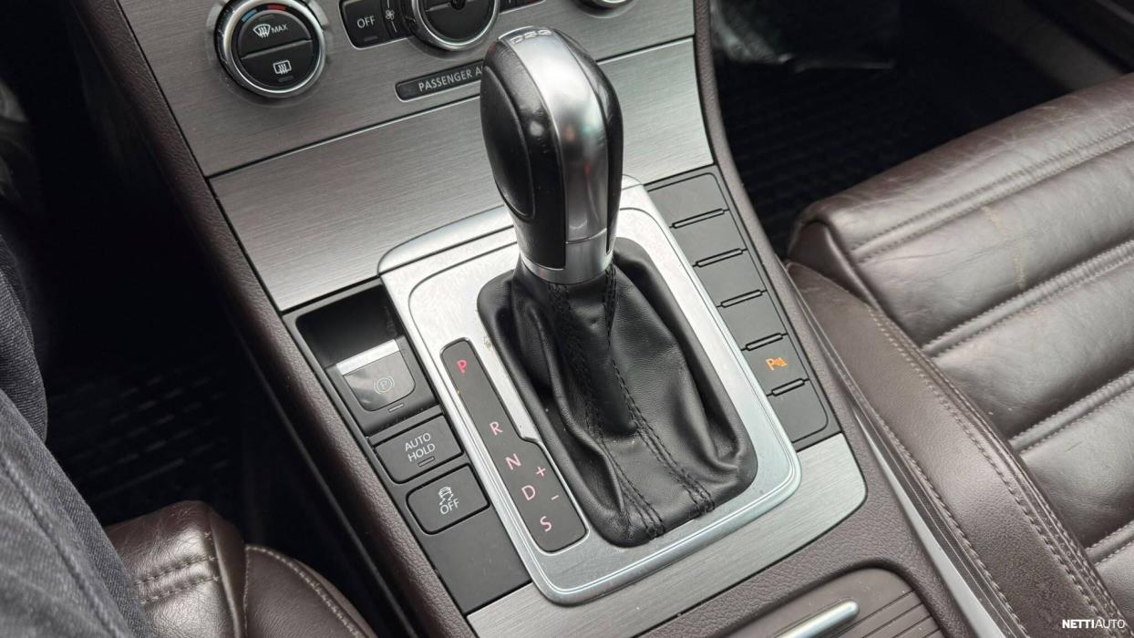 Volkswagen Passat 2012