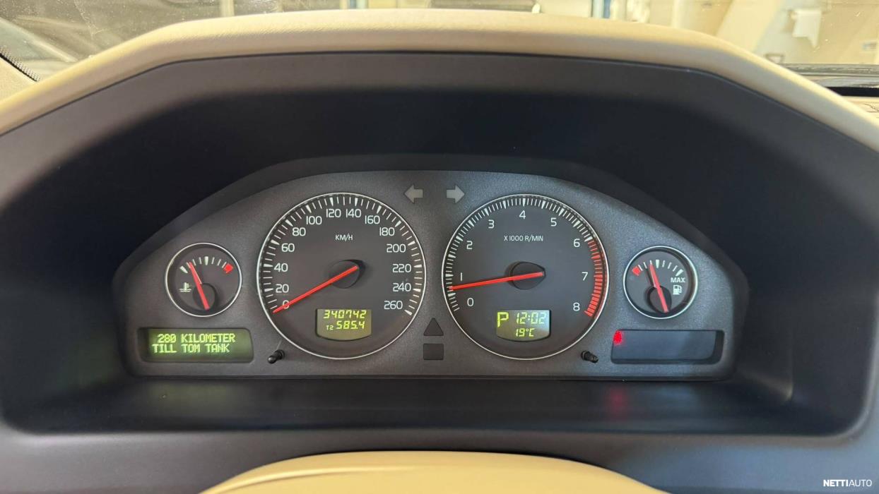 Volvo V70 2005