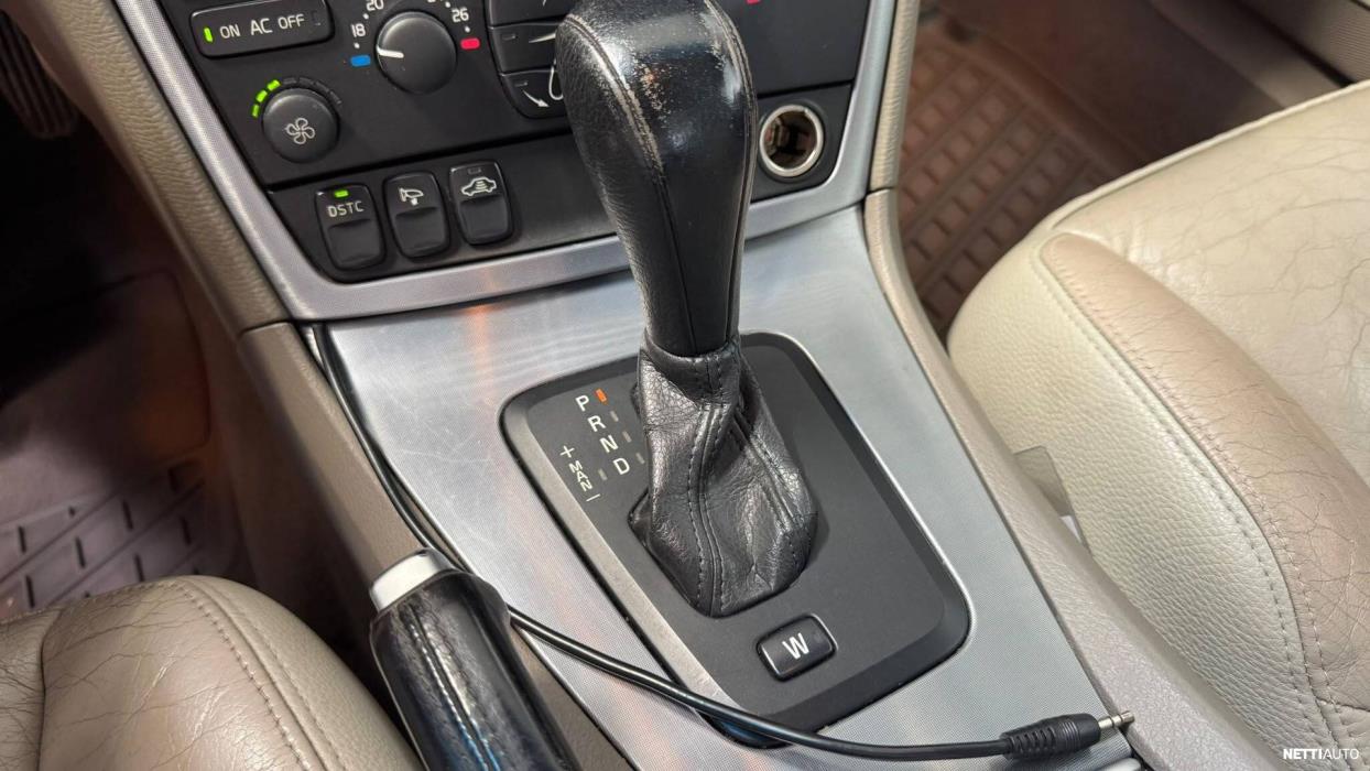 Volvo V70 2005