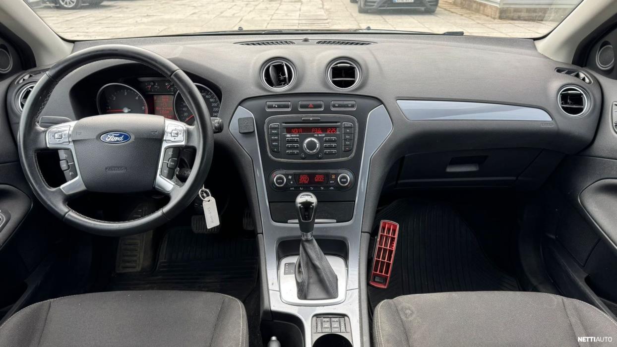 Ford Mondeo 2013