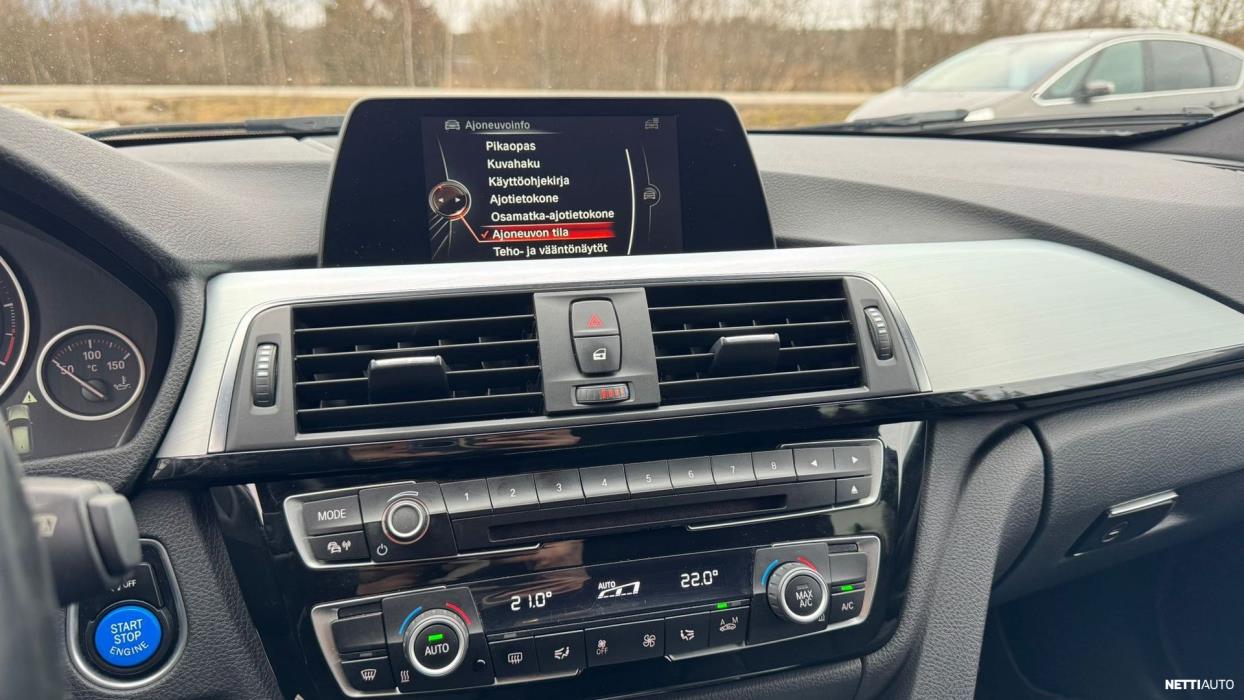 BMW 318 2016
