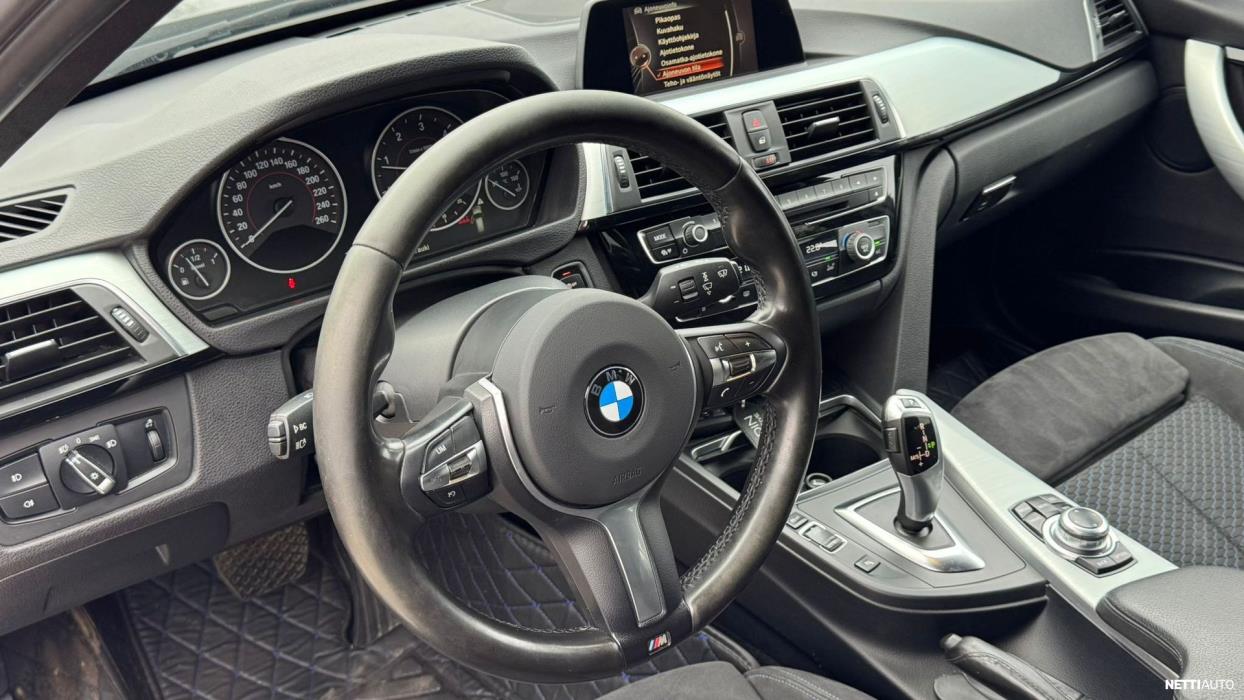 BMW 318 2016