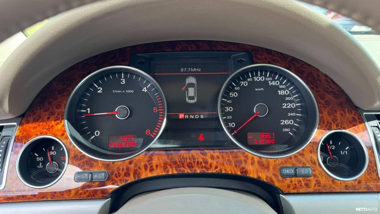 Audi A8 2009