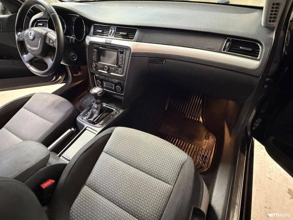 Skoda Superb 2013