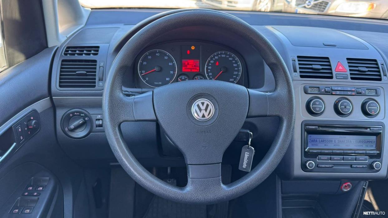 Volkswagen Touran 2010
