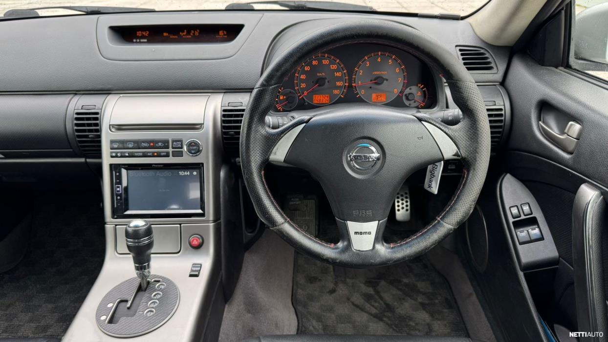 Nissan Skyline 2003