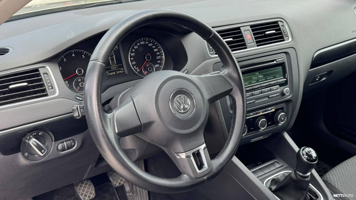 Volkswagen Jetta 2012