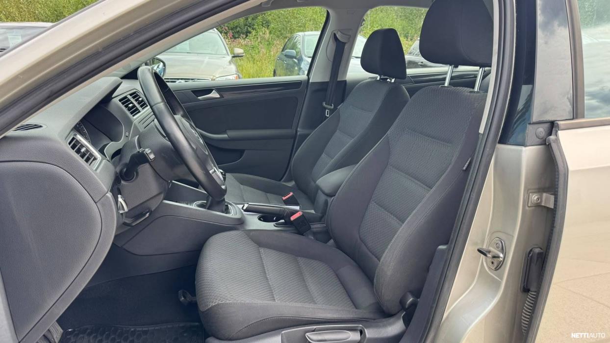 Volkswagen Jetta 2012