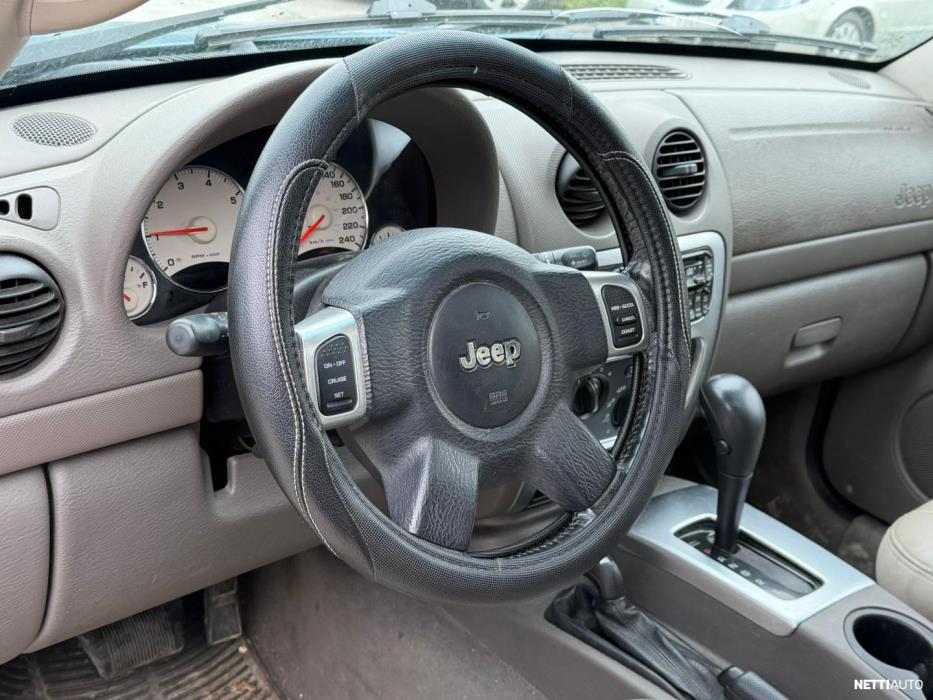 Jeep Cherokee 2004