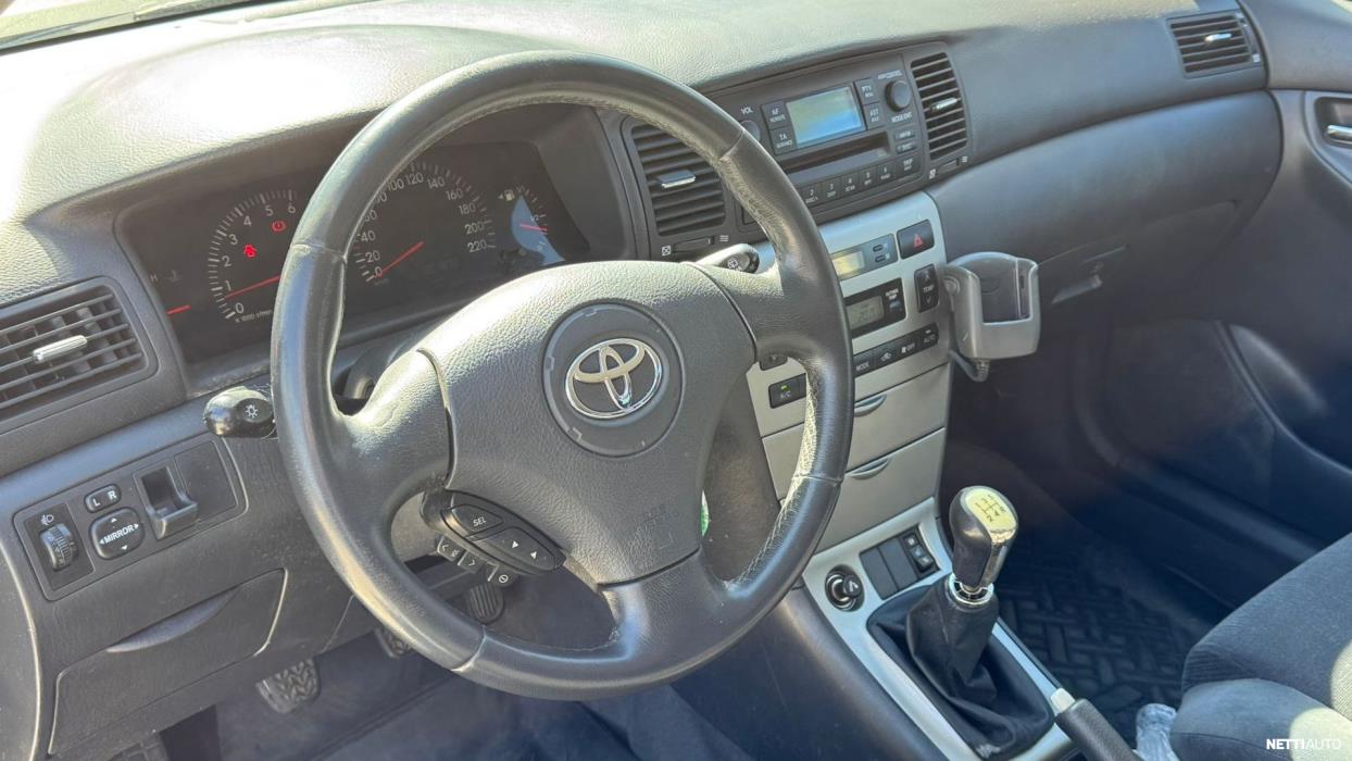 Toyota Corolla 2003