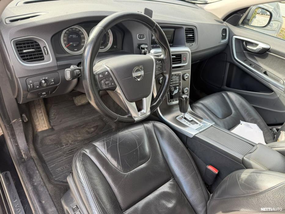 Volvo V60 2012