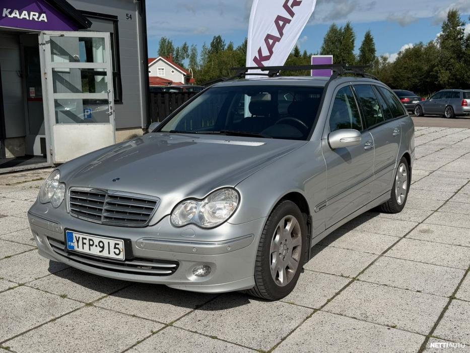 Mercedes-Benz C 2005