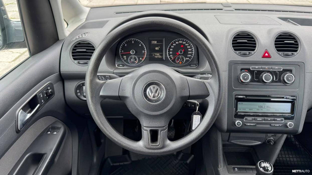 Volkswagen Caddy 2011