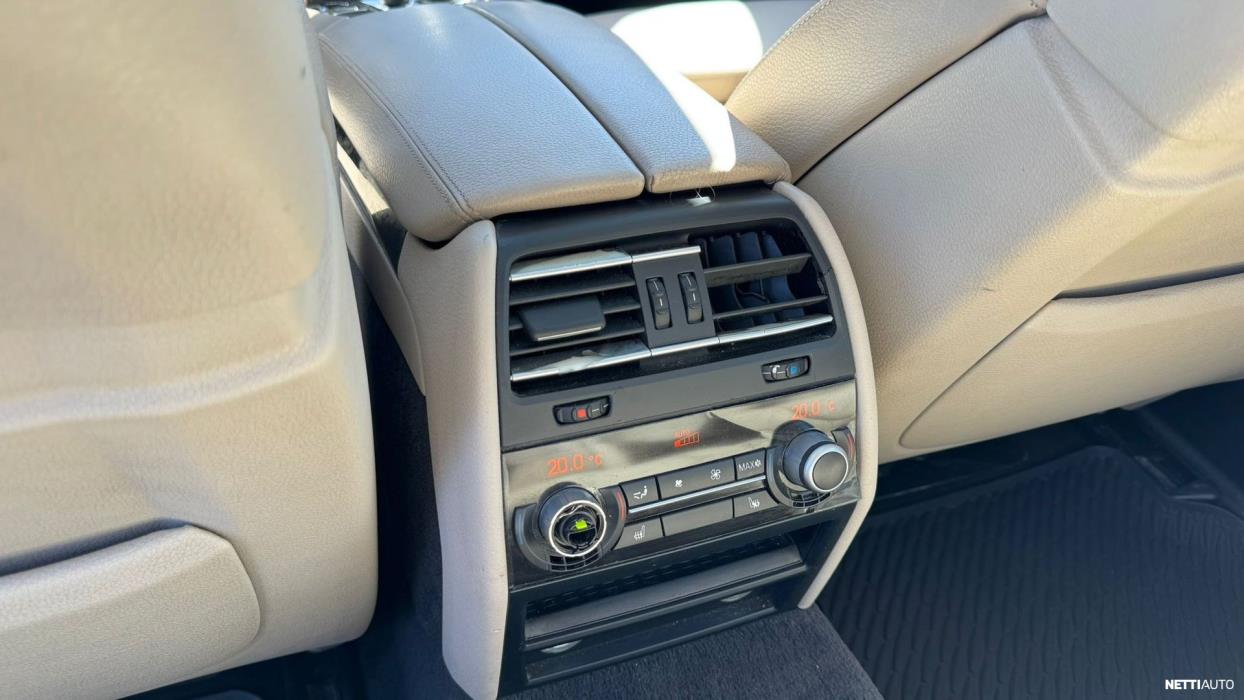BMW 730 2010
