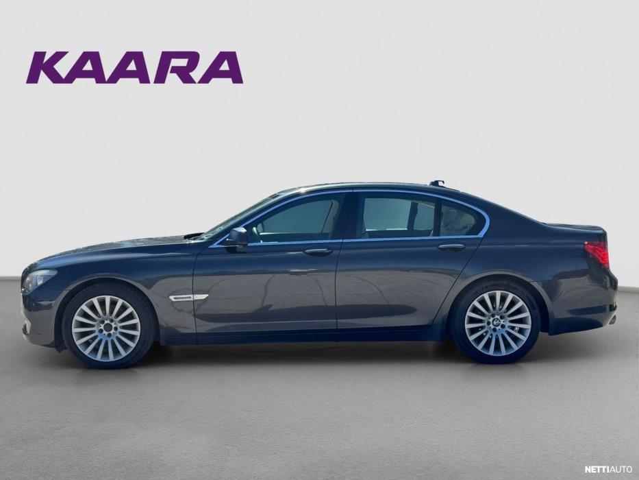 BMW 730 2010