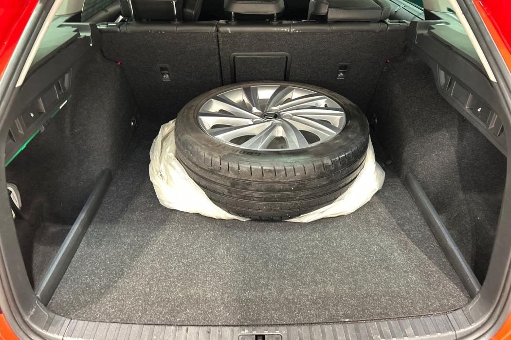 SKODA Octavia Combi A8 2021