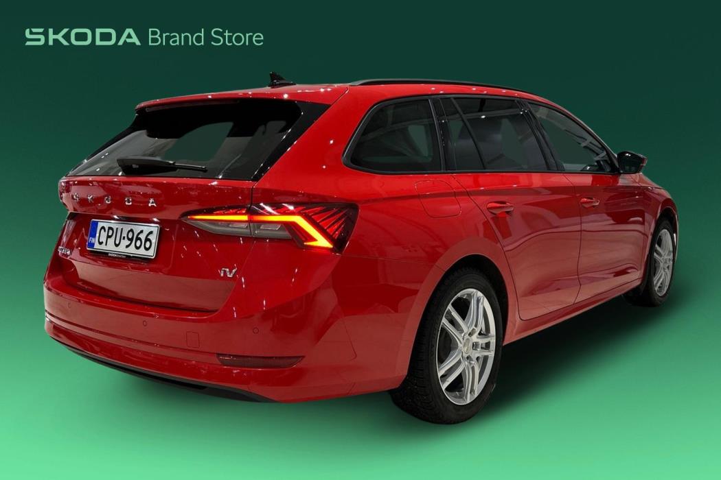 SKODA Octavia Combi A8 2021