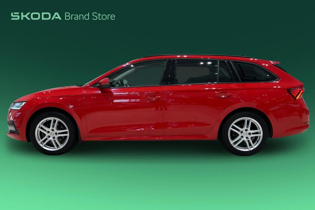SKODA Octavia Combi A8 2021
