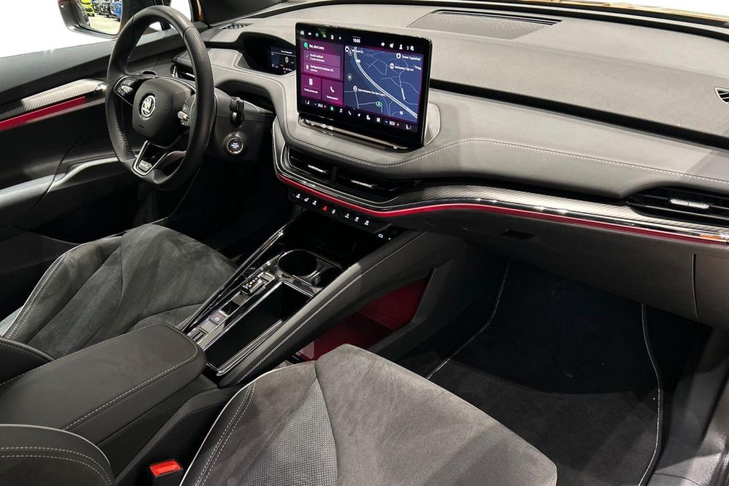 SKODA Enyaq iV 2025