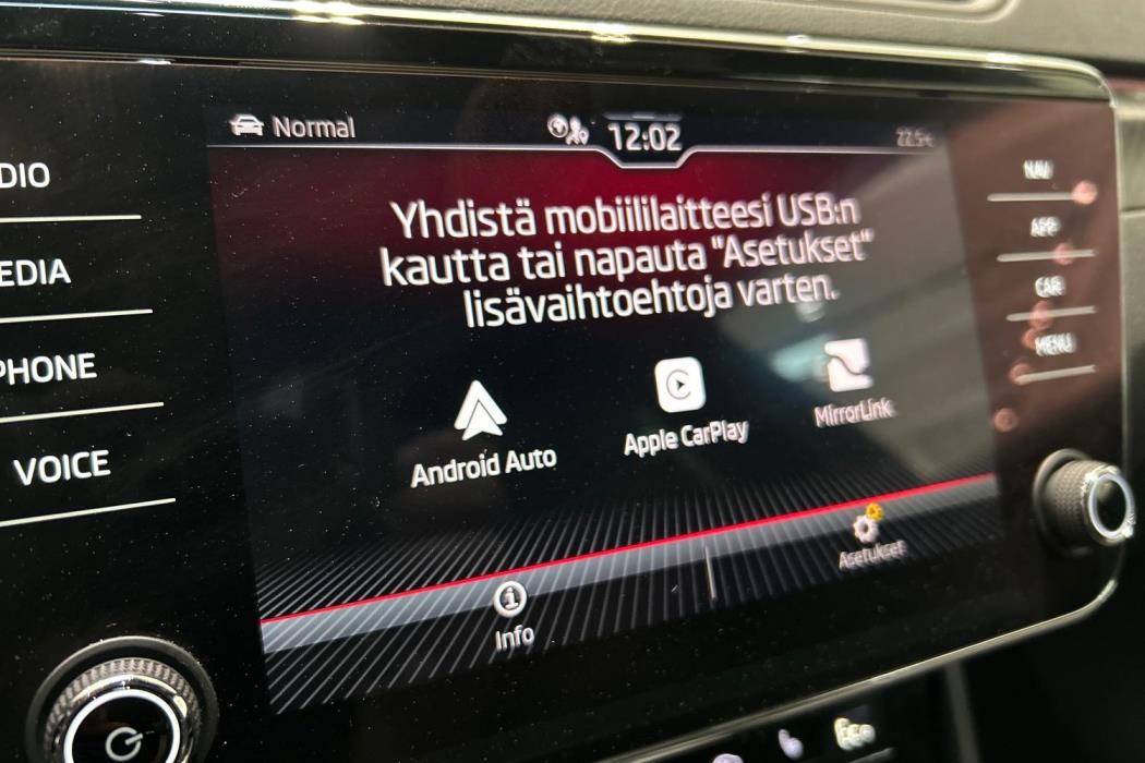 SKODA SUPERB 2022