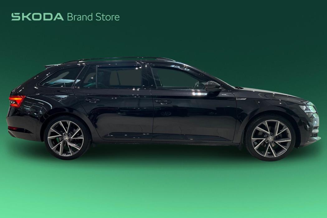 SKODA SUPERB 2022