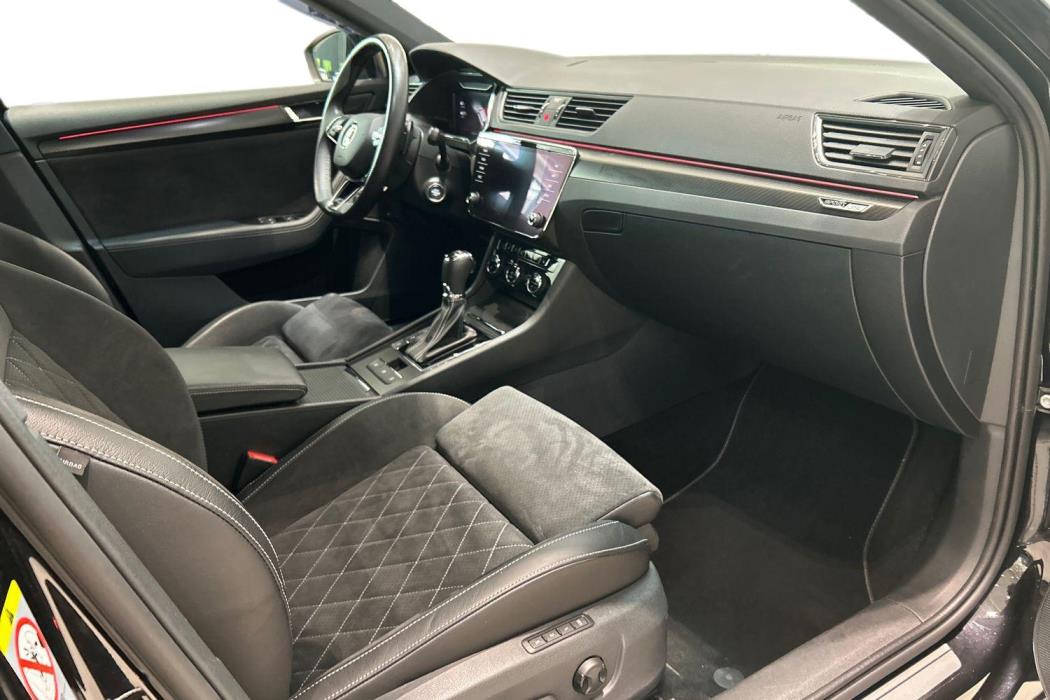 SKODA SUPERB 2022