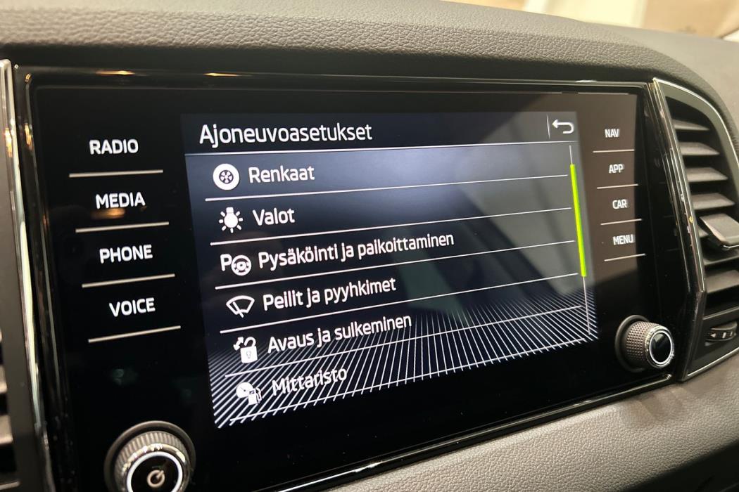 SKODA Karoq 2022