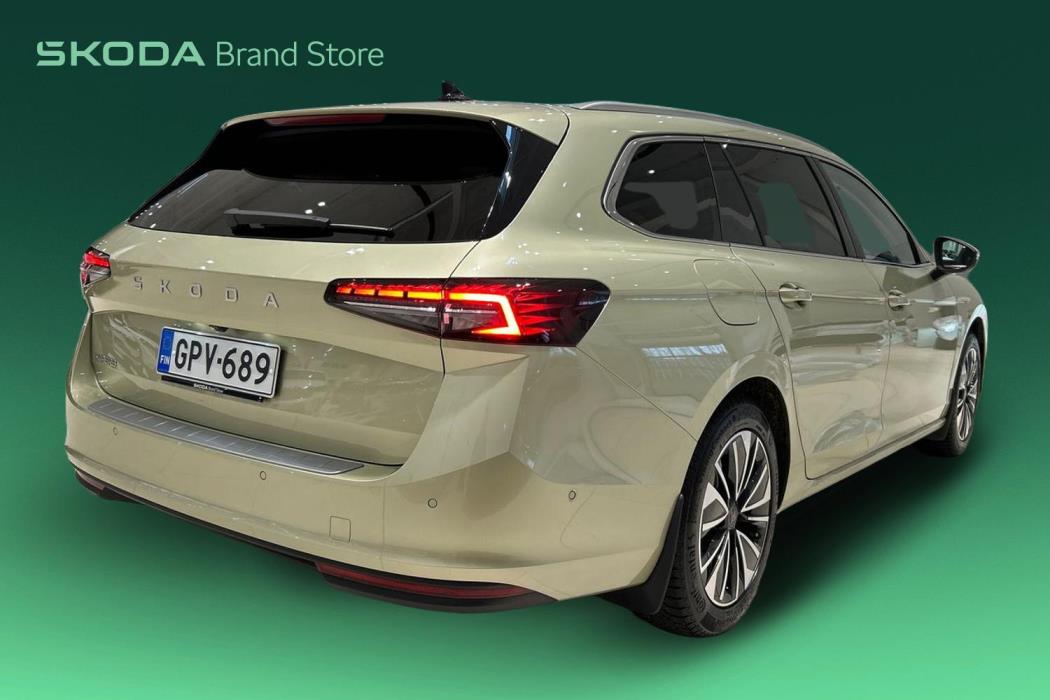 Skoda Superb 2025