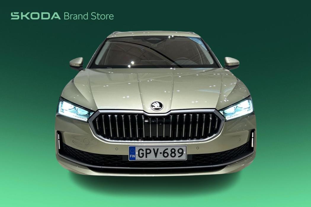 Skoda Superb 2025