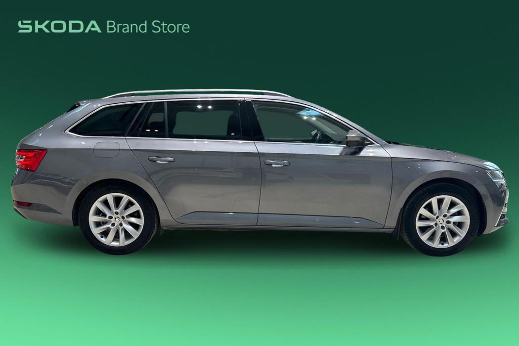 Skoda Superb 2023